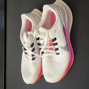 Nike air zoom pegasus 38 youth 5.5 w7